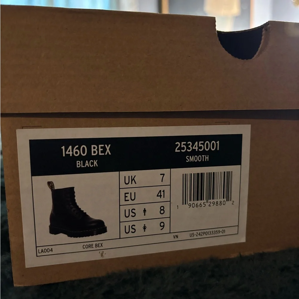 Dr. Martens Black Smooth Leather Boots - Picture 3 of 6